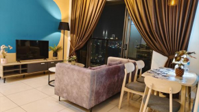KLCC view 1BR service suite with Balcony Trion KL